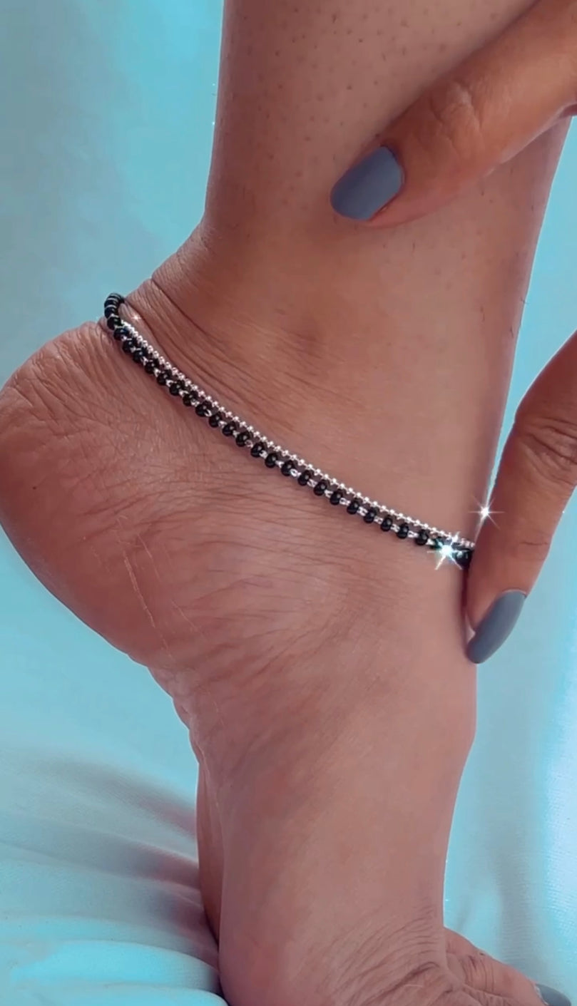 925 SILVER ANKLET PAYAL - DOUBLE LAYER BLACK AND SILVER BEADS