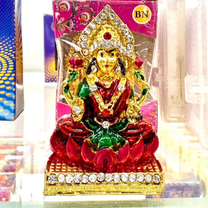 Shri Lakshmi Maa Idol (2”) – Arched Lotus Frame Design | Laxmi Ji / Mahalakshmi / Lakshmi Devi Mini Murti
