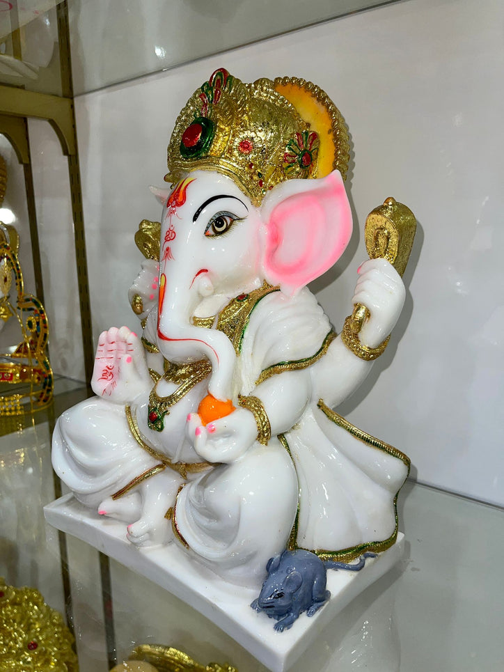 White Ganesh Ji with Mouse