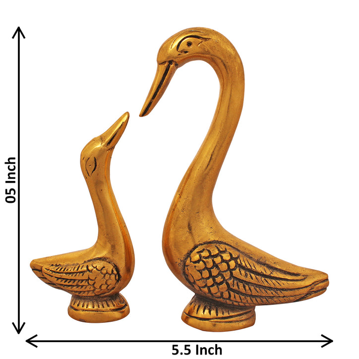 Swan Family Set Art Decor Sculpture