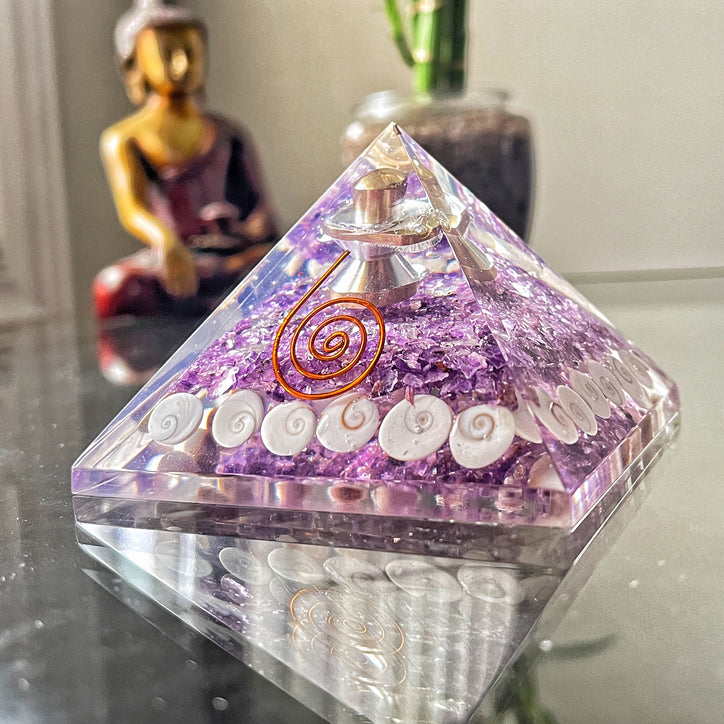 Amethyst Shliving Orgone (Orgonite) Pyramid with Natural Healing Gomati Chakra Stones | For Health, Wealth, Prosperity