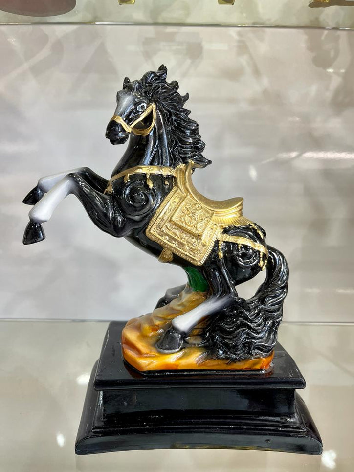 Standing Horse Black