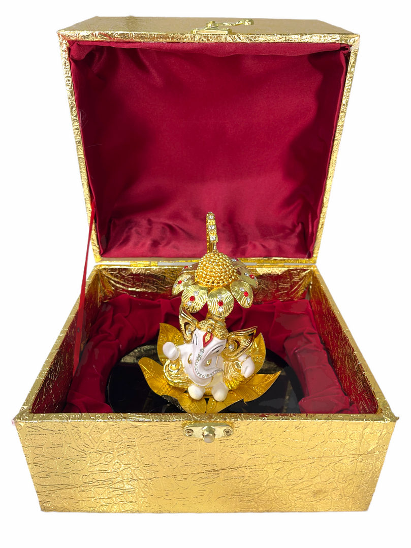 Sri Ganesh Ji Sitting on Lotus with Chattar Gold Plated Gift