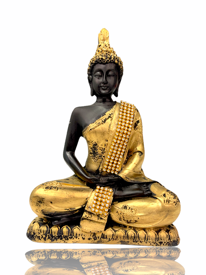 Gold/Silver Buddha meditating