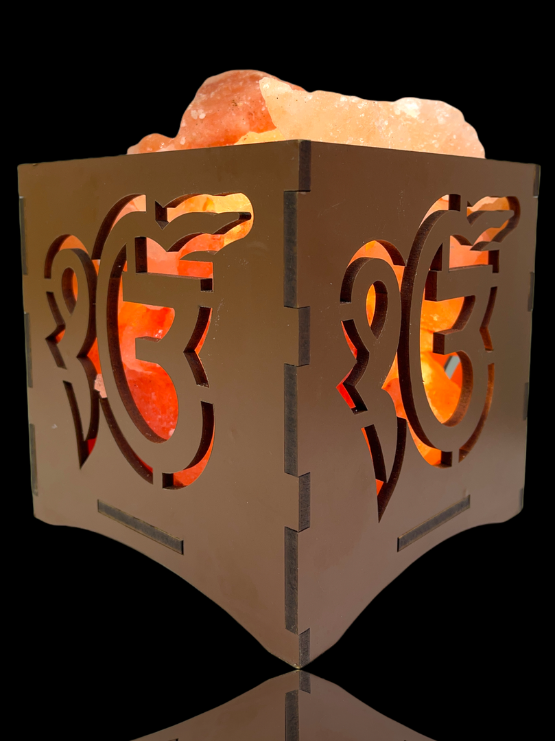 Sikh Punjabi Ik Onkar Natural Himalayan Pink Rock Salt Lamp | (6” x 6” x 6”) | Spiritual Gift for Special Ocassion, Christmas, and Birthdays | Boost Mood, Improve Sleep, Breathe Better | Ek Onkar Night Light | Handcrafted Wood Frame, 2.0kg Salt