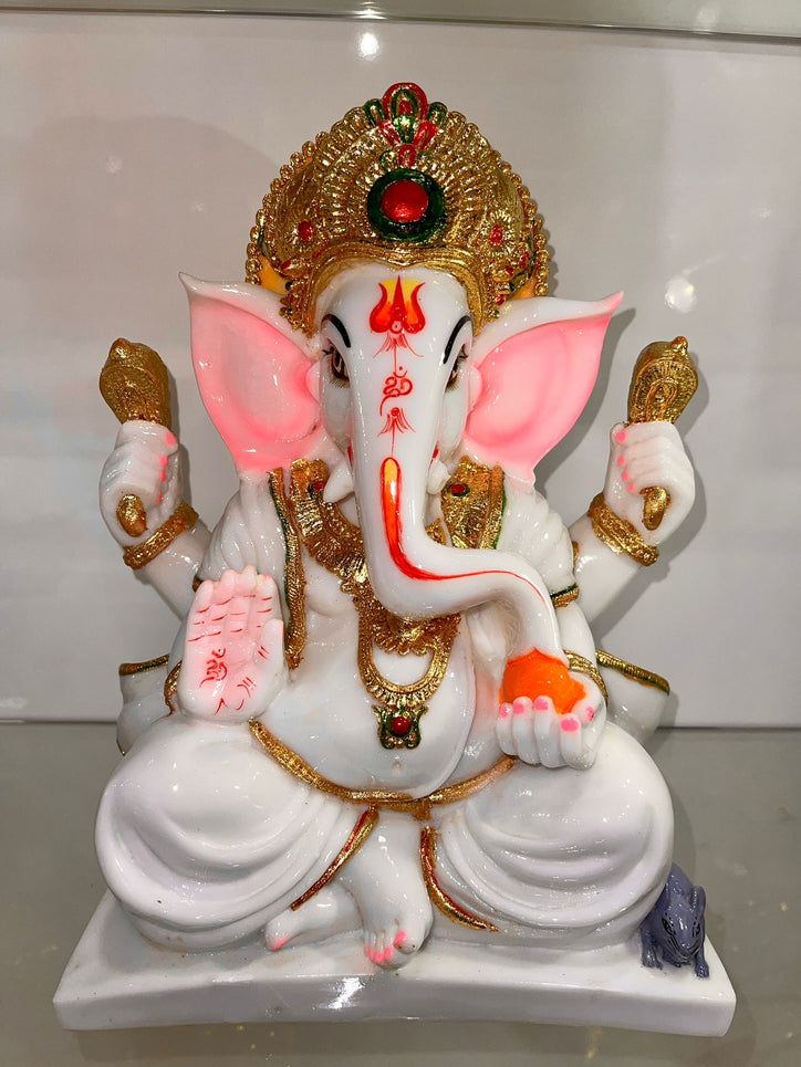 White Ganesh Ji with Mouse