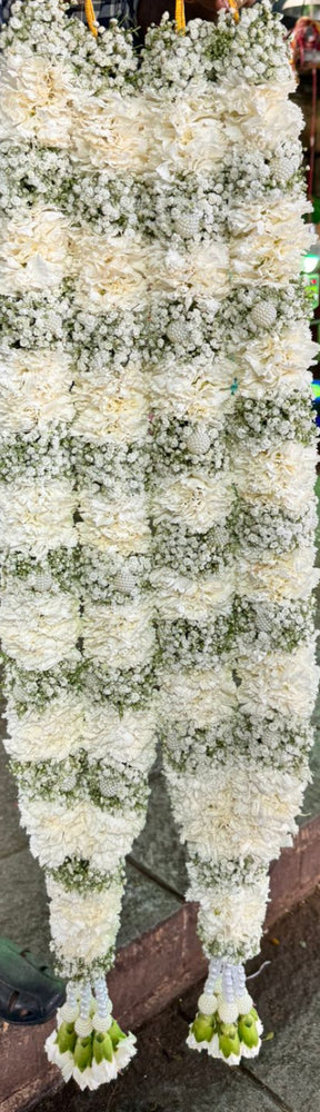 Baby Breath Fresh Flower Garland / Mala - Price per ft