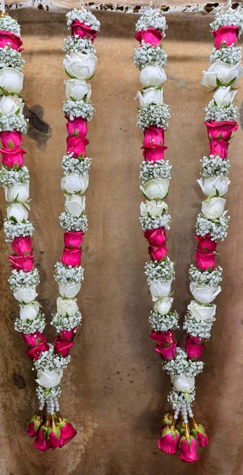 Red/White Rose & Baby Breath Fresh Flower Garland / Mala - Price per ft