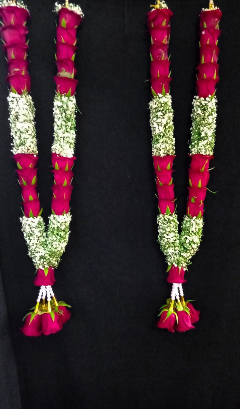 Rose & Baby Breath 1 Fresh Flower Garland / Mala - Price per ft